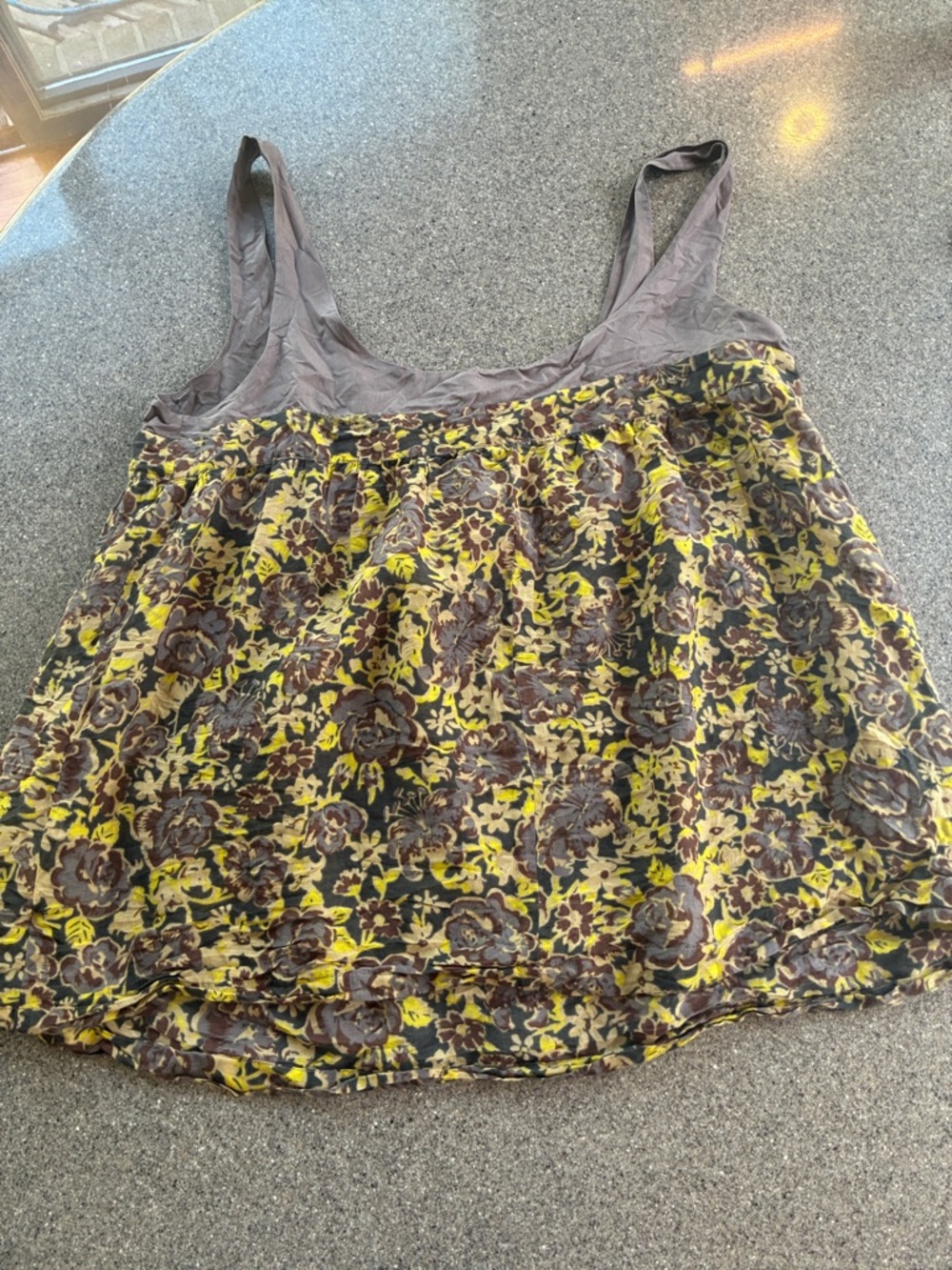 Flowy patterned tank top - Picture 2 of 4